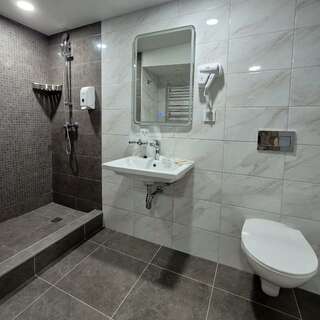 Гостиница Амакс Сафар-отель Казань Бизнес Твин (2 кровати)-4