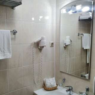 Гостиница Амакс Сафар-отель Казань Стандарт Твин (2 раздельные кровати)-3